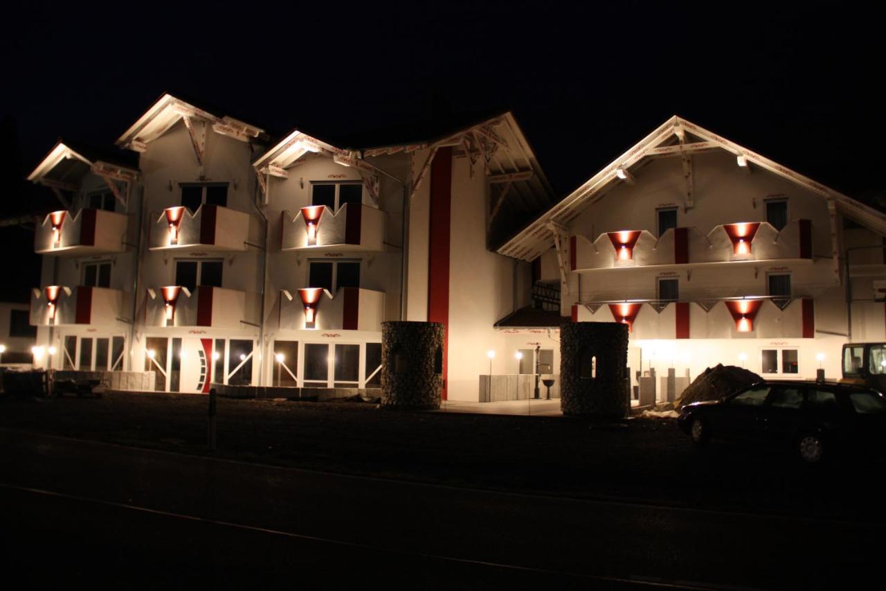 Aparthotel Zum Kreuzritter Wuestenrot Exterior foto